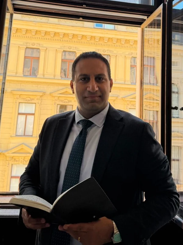 Dr. Johannes Samaan